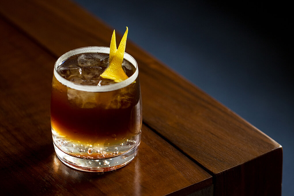 Эспрессо-тоник, каффе-тоник или кофе-тоник